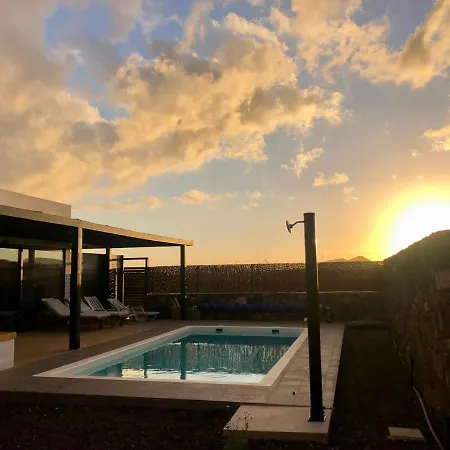 Casa Lajas Villa